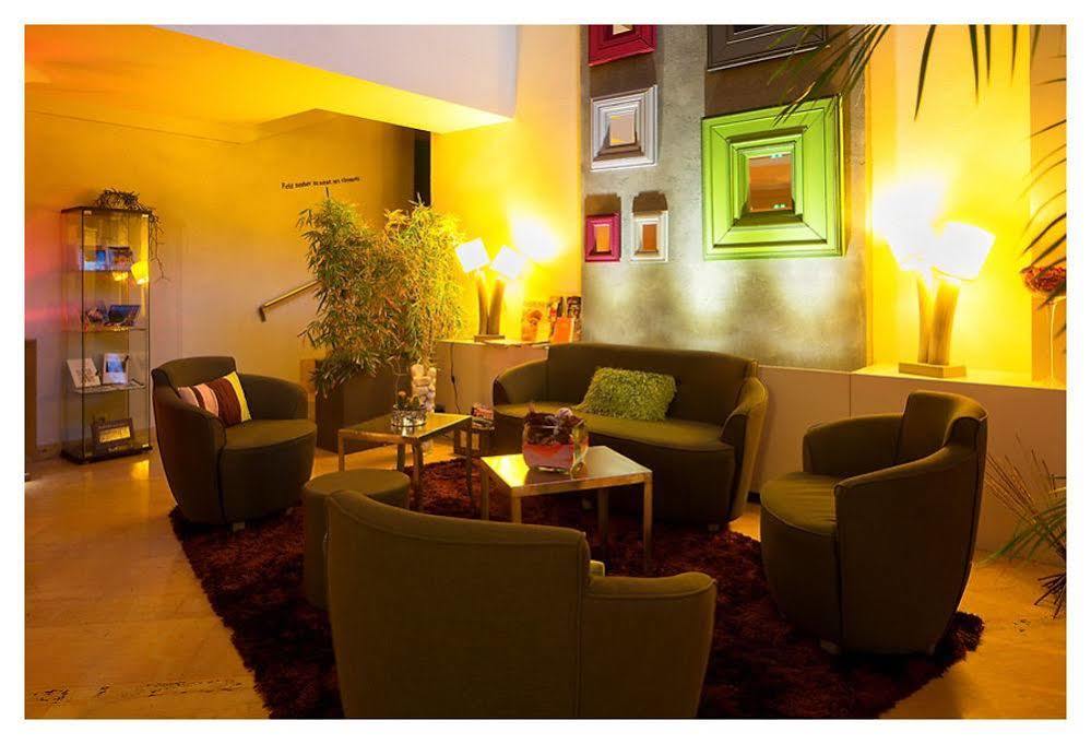 Le Carre D'Alethius Logis Hotel Restaurant Charmes-sur-Rhone Exterior photo